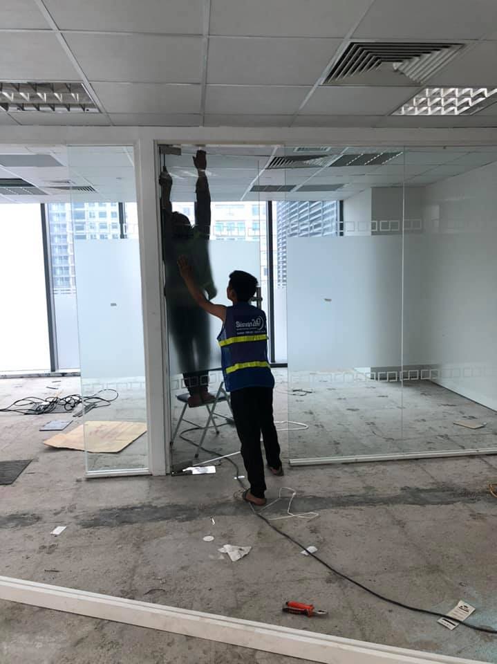 nhận tháo dỡ vách kính cường lực nhận tháo dỡ vách kính cường lực