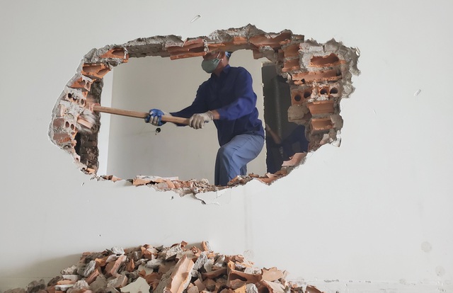 Dịch vụ phá dỡ nhà cũ-phá dỡ tường nhà