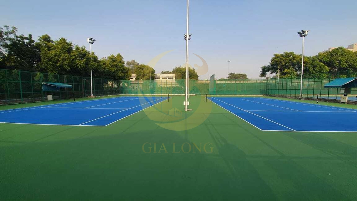 Thi công sơn sân Tennis chuẩn ITF, mặt sân Acrylic 2 tông màu xanh bền màu